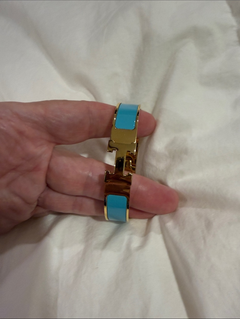 Gold Tone Bracelet with Turquoise Enamel Inlay - Fashion Wearable